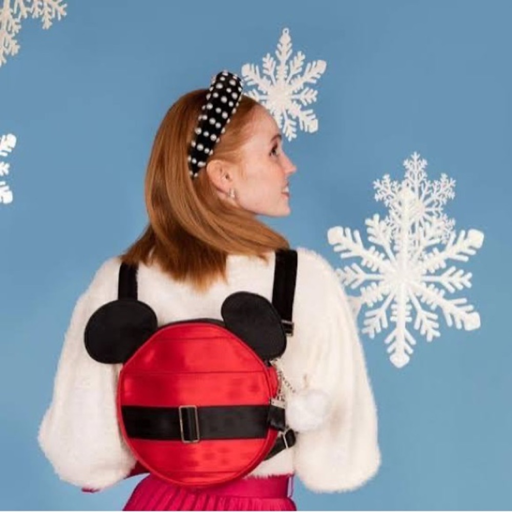 Harveys Mickey Mouse Christmas backpack - Picture 7 of 7